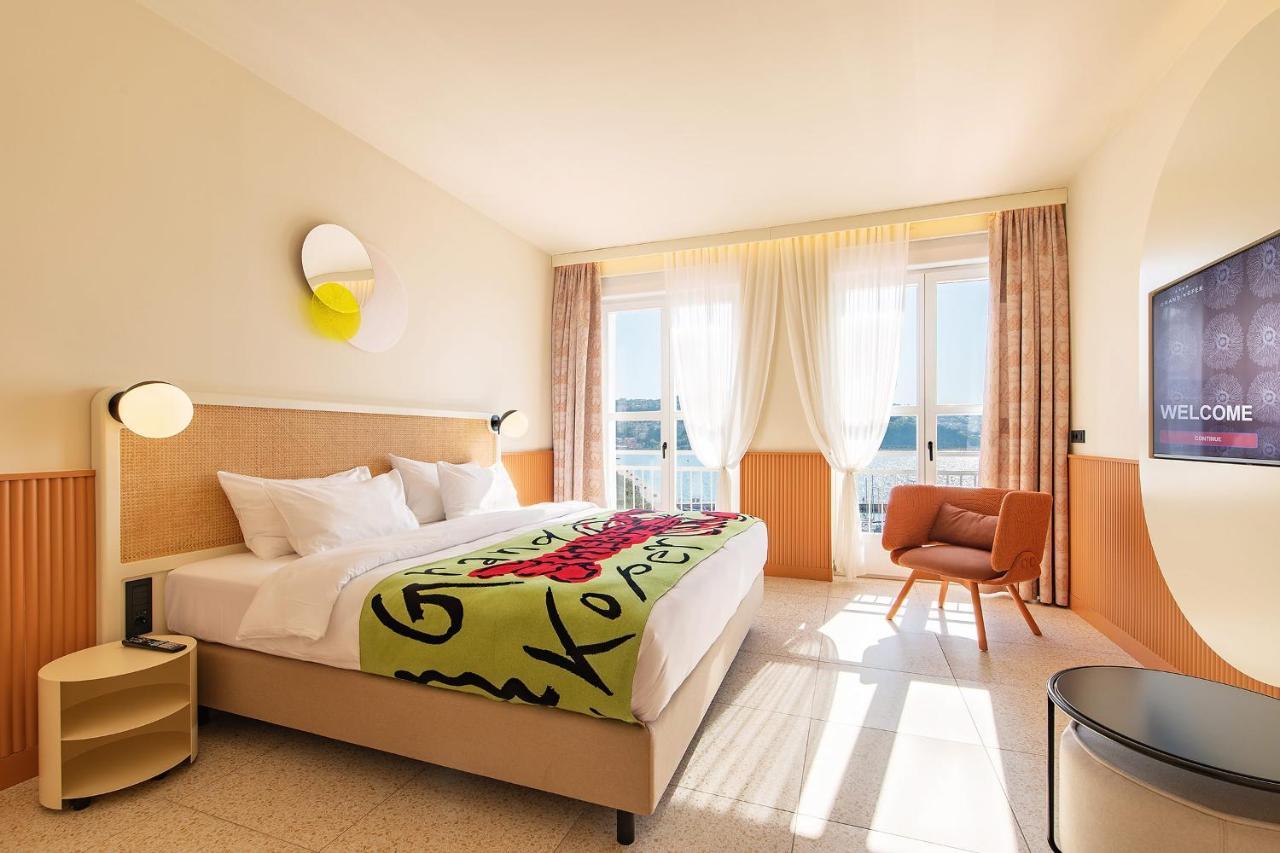Hotel Grand Koper Ngoại thất bức ảnh