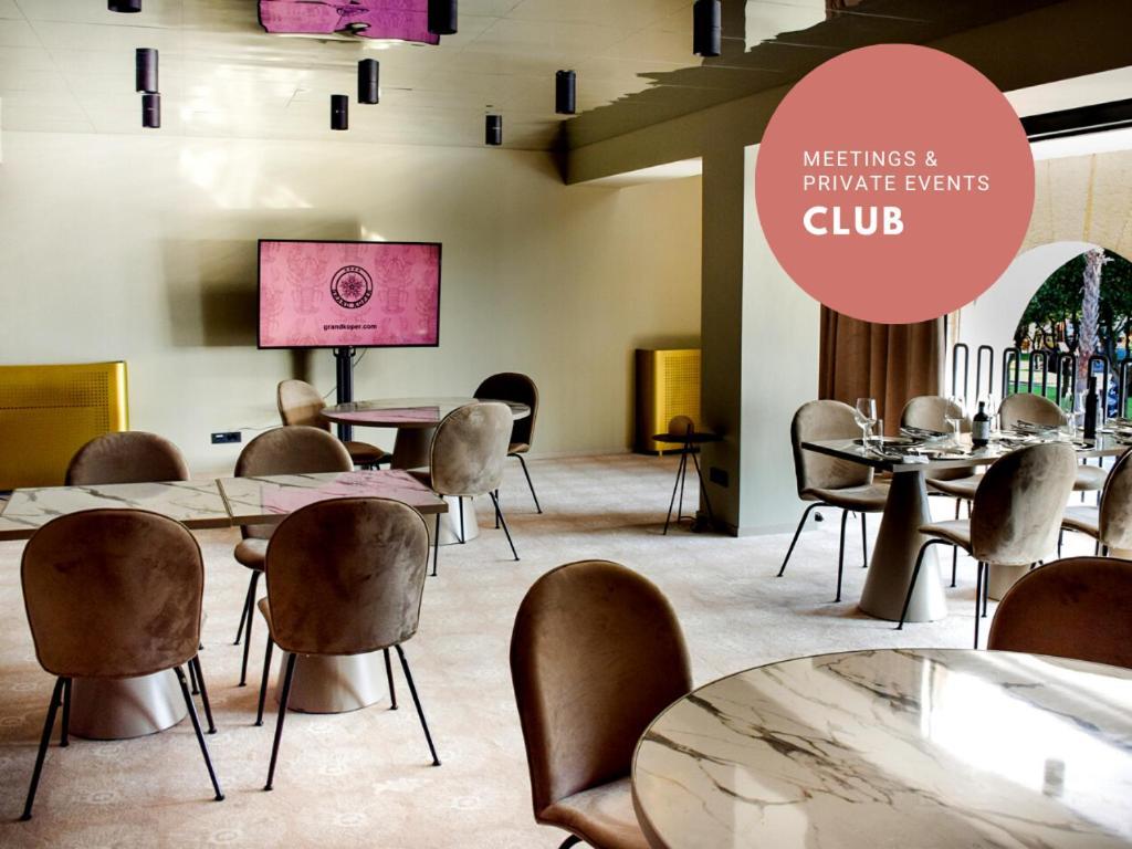 Hotel Grand Koper Ngoại thất bức ảnh