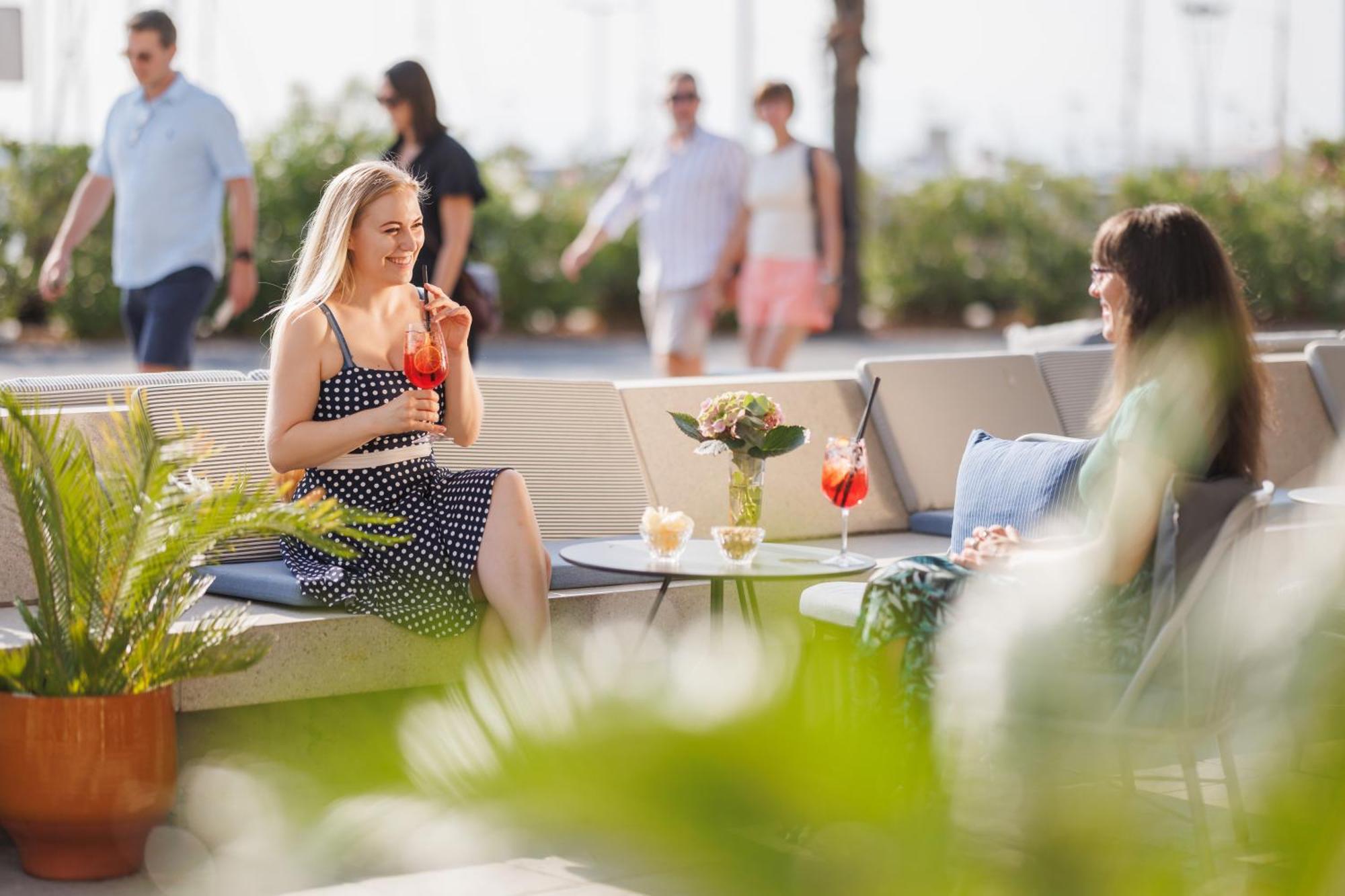 Hotel Grand Koper Ngoại thất bức ảnh