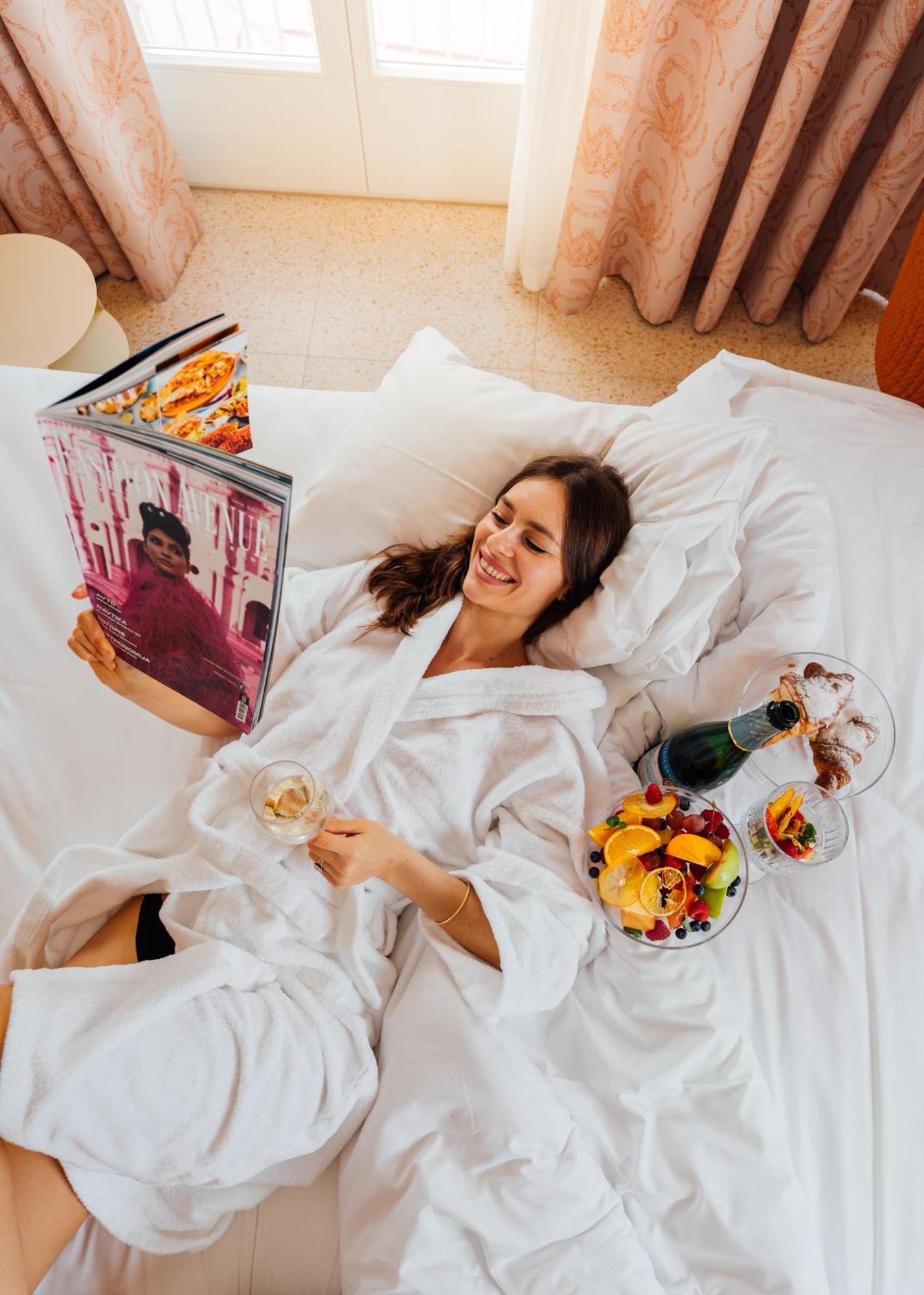 Hotel Grand Koper Ngoại thất bức ảnh