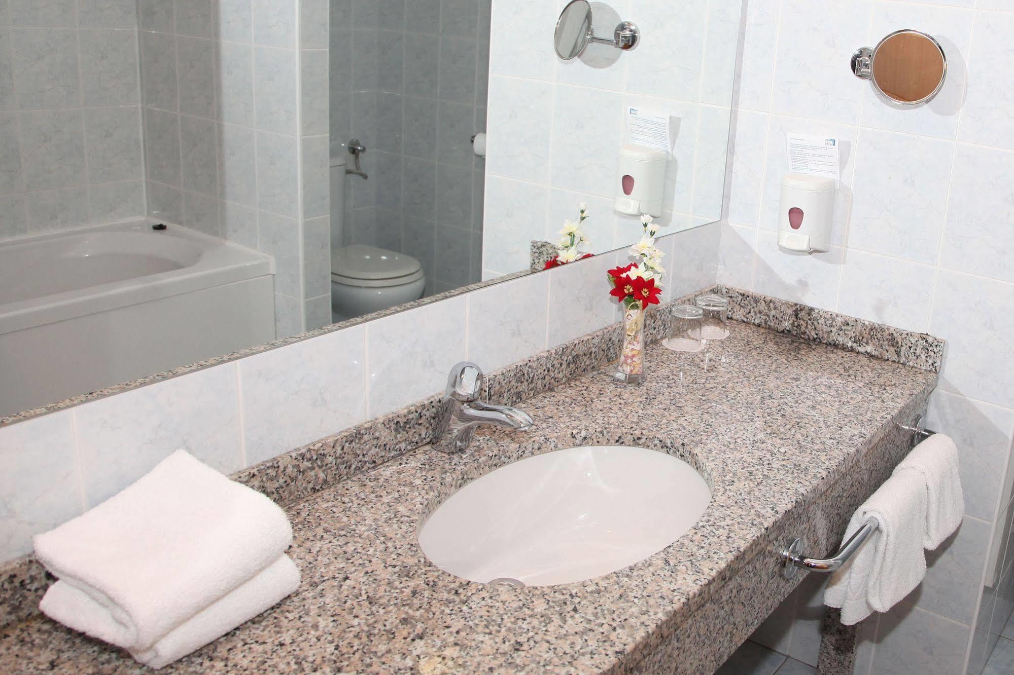 Hotel Grand Koper Ngoại thất bức ảnh