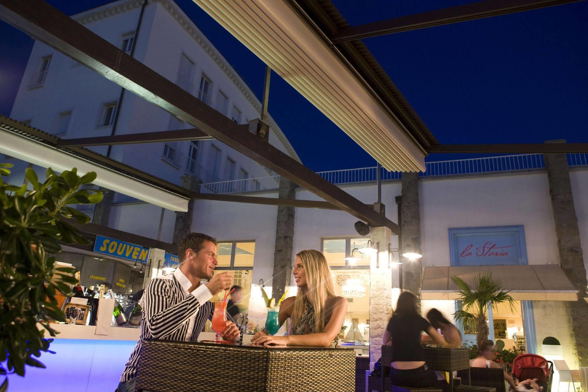 Hotel Grand Koper Ngoại thất bức ảnh